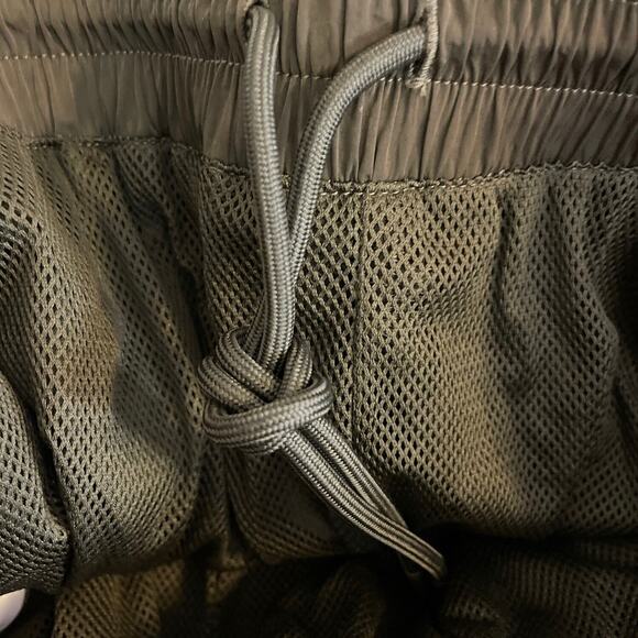 Good American Wide Leg Track Pants MEDIUM Mocha Pull On Casual Athletic Gym - Picture 9 of 13